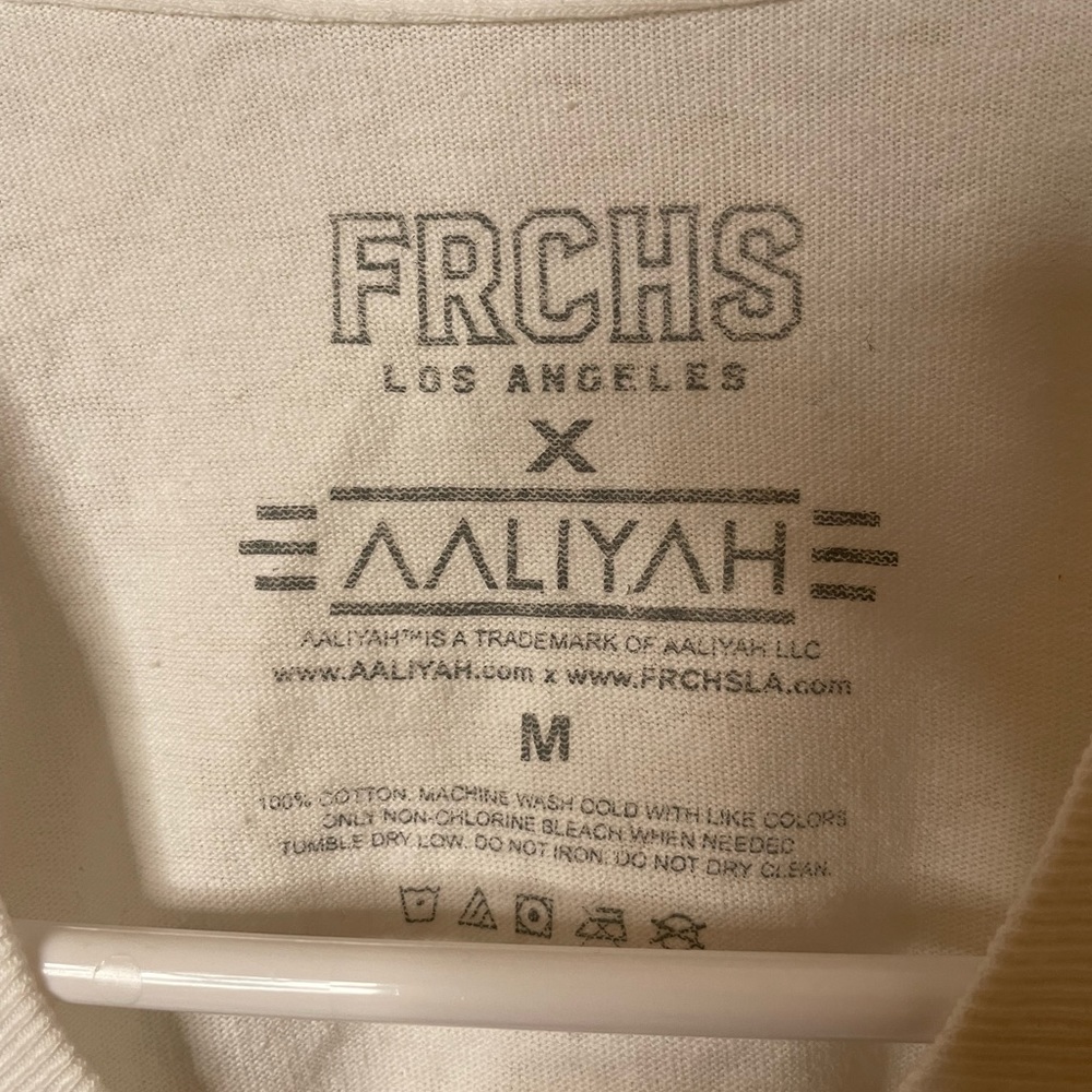 Cropped tee - Picture 2 of 3
